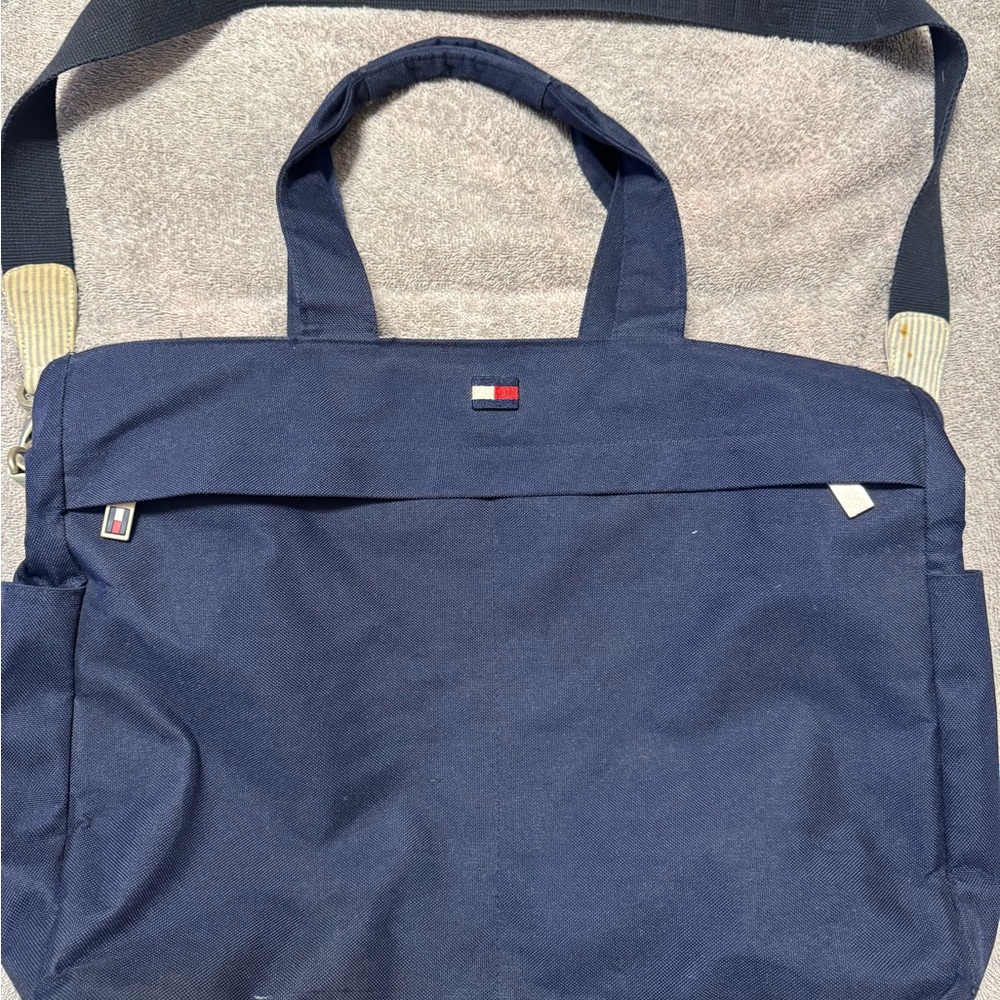 Tommy Hilfiger Navy Blue Men/Women Bag